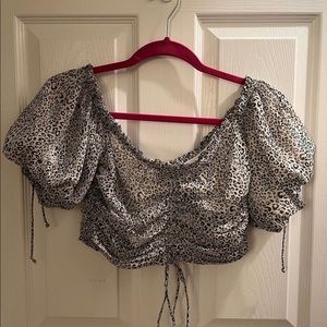 Crop top, cheetah print zip up back